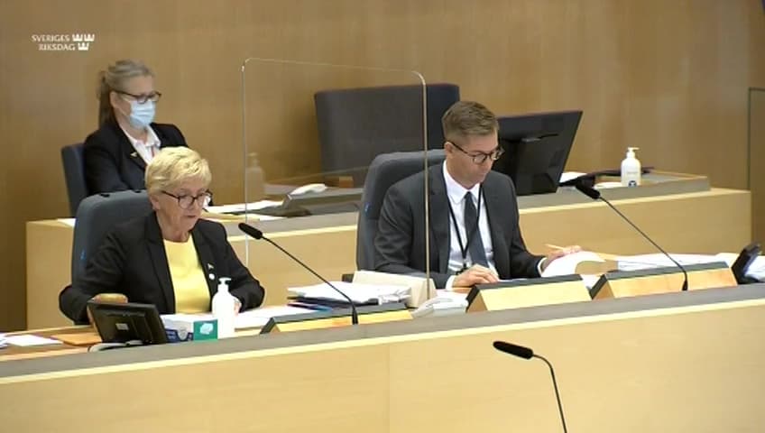 Stillbild från Beslut, Beslut