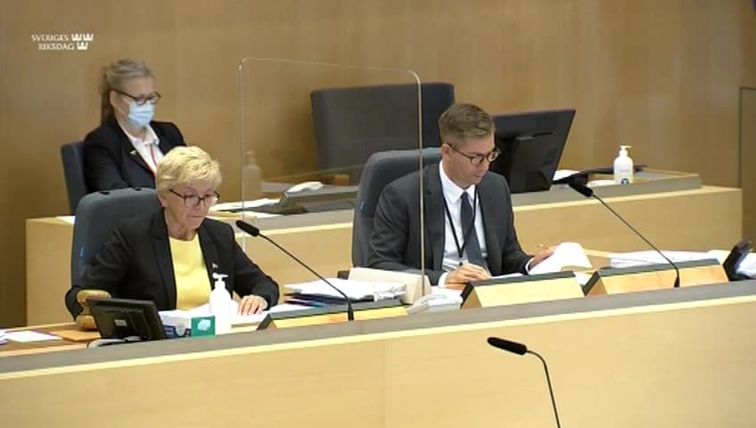 Stillbild från Beslut, Beslut