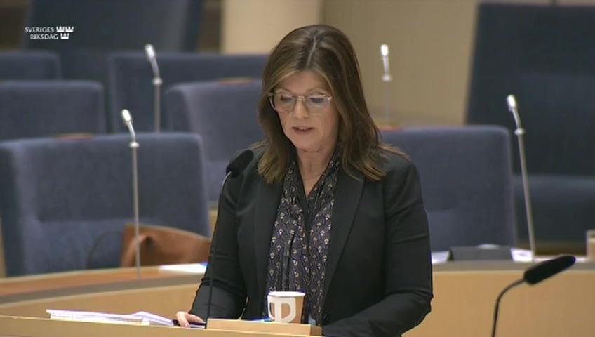 Stillbild från Interpellationsdebatt, Samhalls grunduppdrag