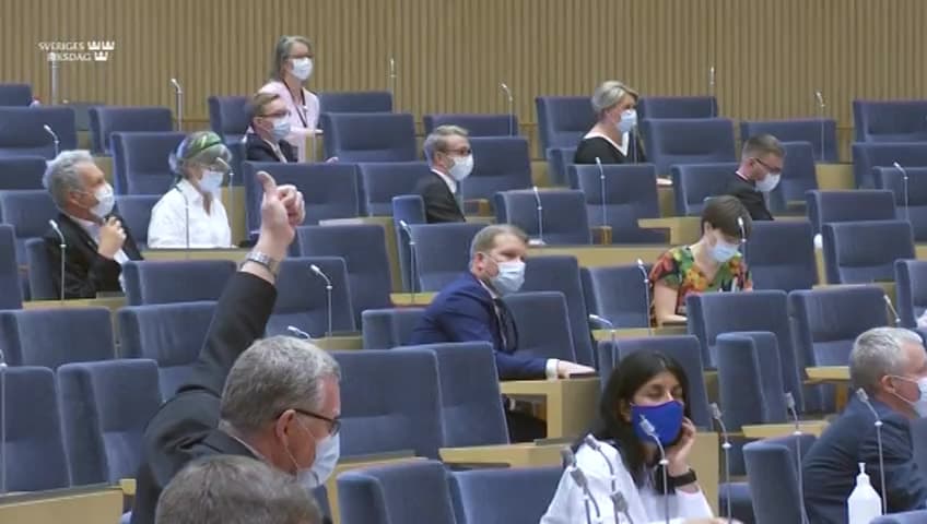 Stillbild från Beslut, Beslut