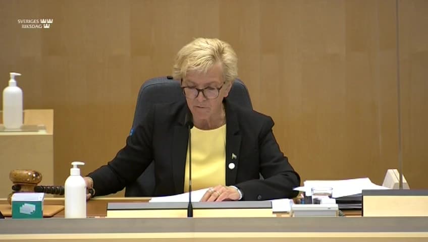 Stillbild från Beslut, Beslut
