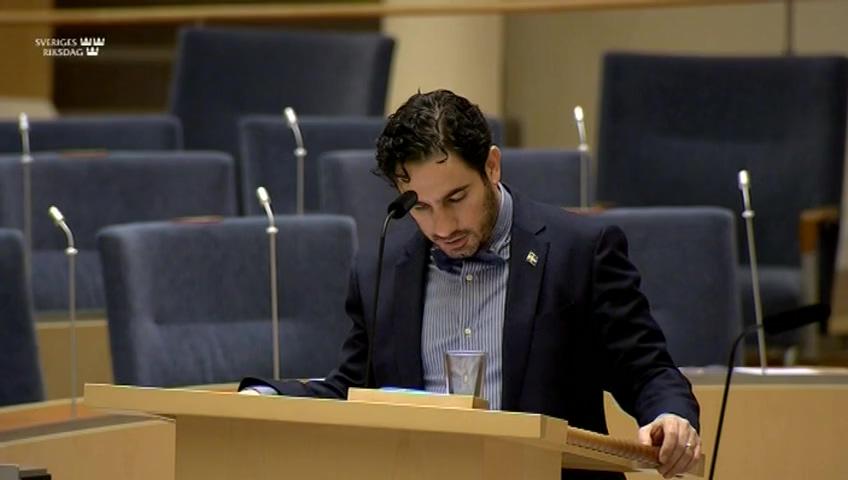 Stillbild från Interpellationsdebatt, Ersättning för personer i daglig verksamhet