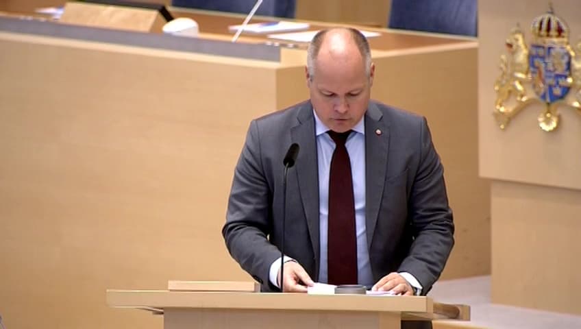 Stillbild från Interpellationsdebatt, Barn som förs utomlands för äktenskap