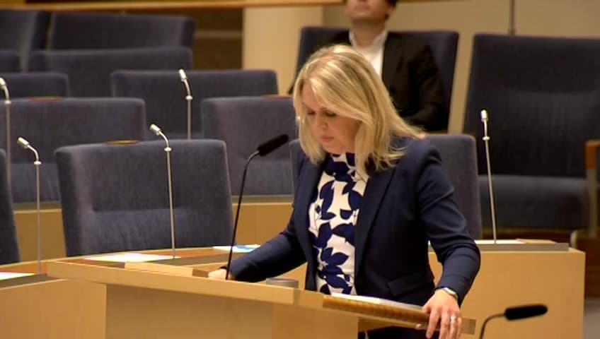 Stillbild från Interpellationsdebatt, Föräldrastödsprogram