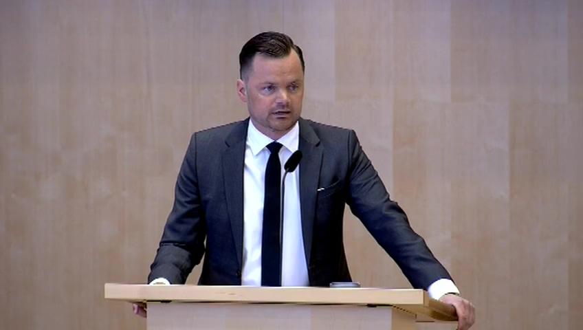 Stillbild från Debatt om förslag, Stärkt ordning och säkerhet i domstol