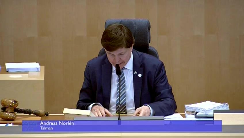 Stillbild från Debatt om förslag, Riksrevisionens rapport om arbetslöshetskassorna, IAF och arbetslöshetsförsäkringen