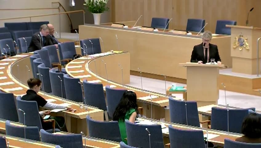 Stillbild från Interpellationsdebatt, Iranska kvinnor