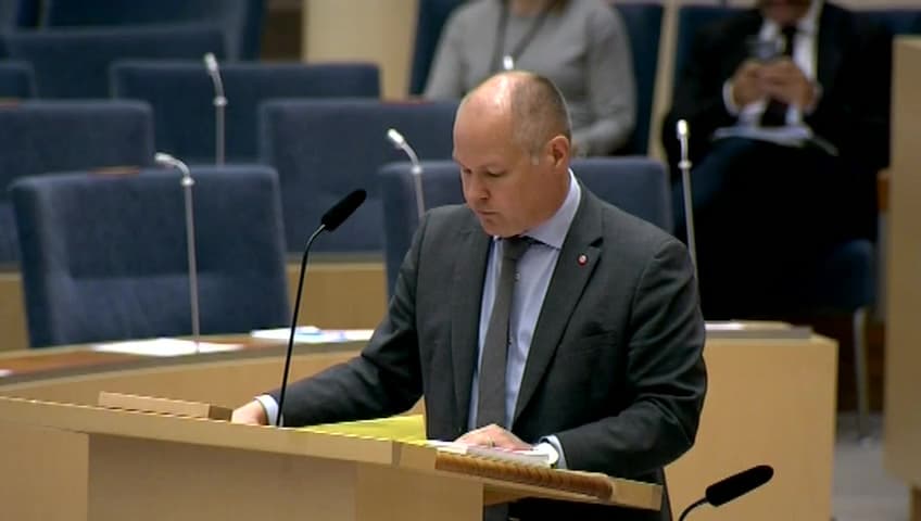 Stillbild från Interpellationsdebatt, Obligatorisk medling vid separation