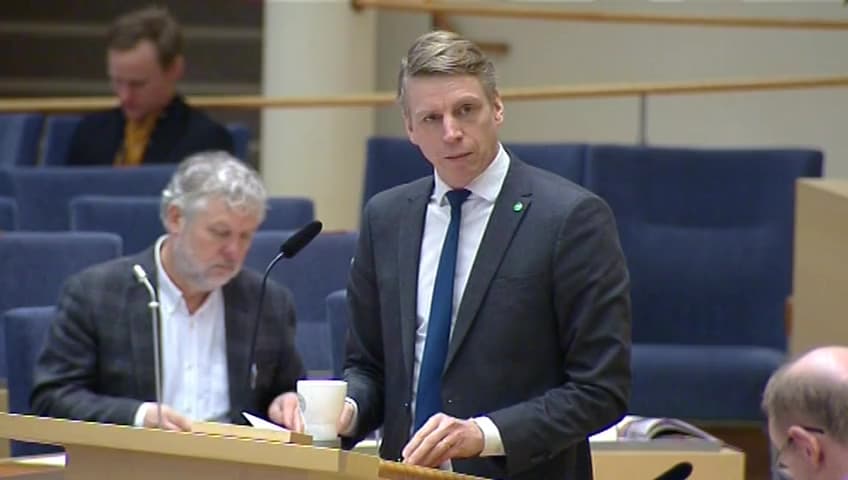 Stillbild från Interpellationsdebatt, Säkerhetsbedömning inför försäljning av fastigheter