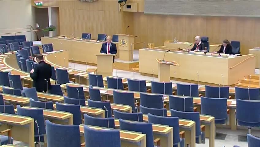 Stillbild från Interpellationsdebatt, Återställande av ammunition som överlåtits till Frankrike