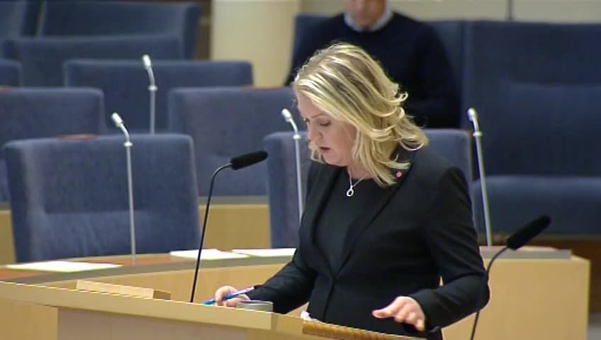 Stillbild från Interpellationsdebatt, Läkemedelsstatistik