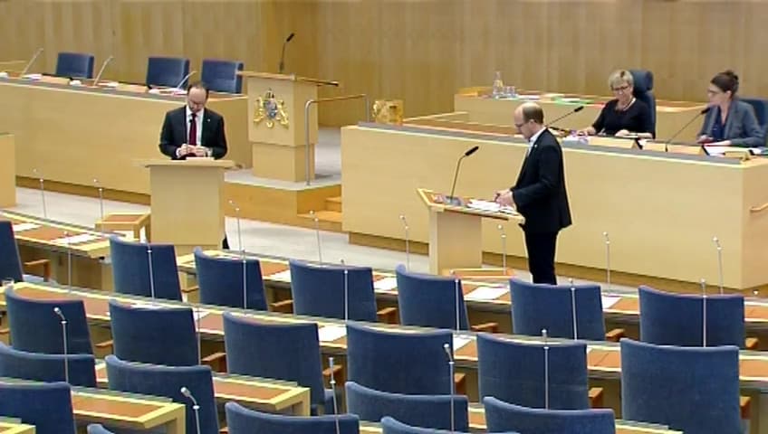 Stillbild från Interpellationsdebatt, En nationell drönarstrategi
