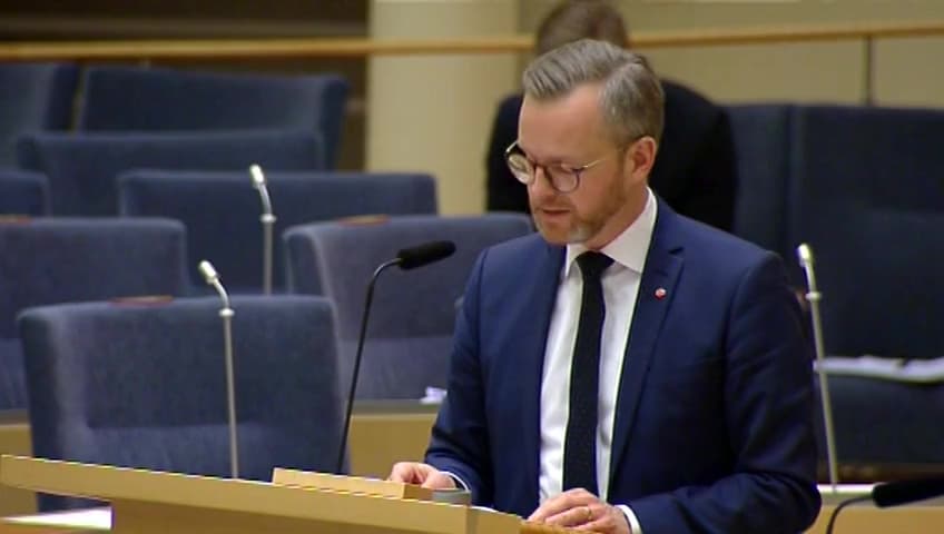 Stillbild från Interpellationsdebatt, Polistätheten