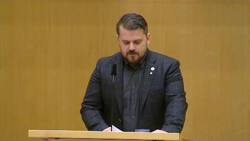 Stillbild från Debatt om förslag, Kommissionens EU-strategi för automatiserad och uppkopplad rörlighet