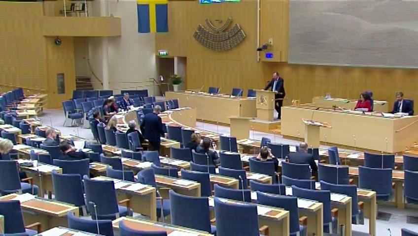 Stillbild från Debatt om förslag, Inrättande av försvarsgrensstaber