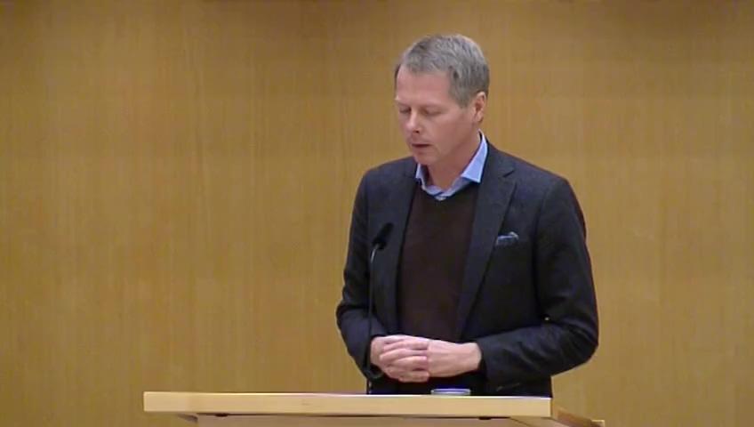 Stillbild från Debatt om förslag, Långsiktig finansiering och stärkt oberoende för public service