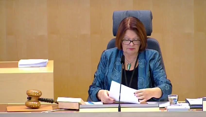 Stillbild från Debatt om förslag, Skyldighet för vissa offentliga funktionärer att anmäla innehav av finansiella instrument