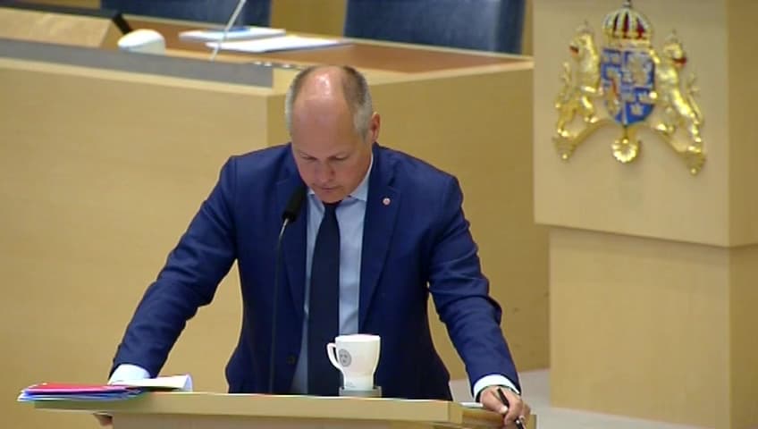Stillbild från Interpellationsdebatt, Narkotikapolisens förmåga