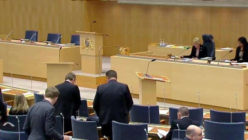 Stillbild från Debatt om förslag, Ändringar i fråga om kommunplacering av ensamkommande barn