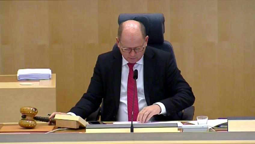 Stillbild från Debatt om förslag, Myndighetsuppgifter på elområdet