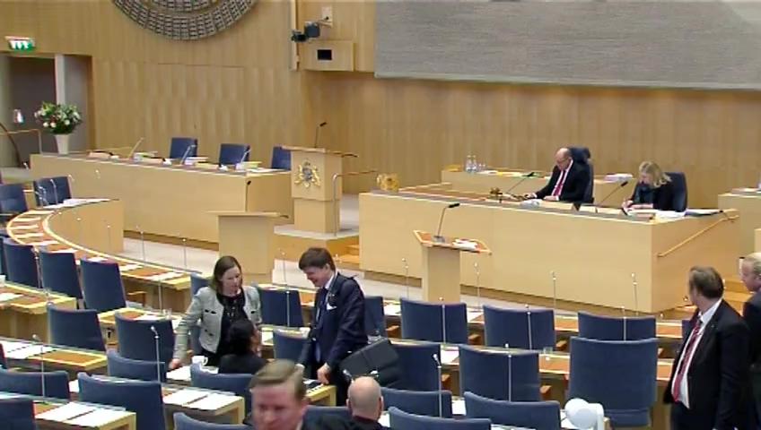 Stillbild från Debatt om förslag, Anpassningar av vissa författningar inom skatt, tull och exekution till EU:s dataskyddsförordning