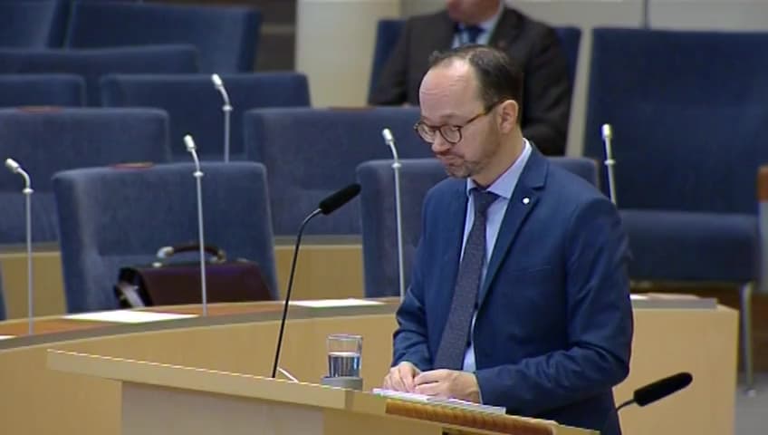 Stillbild från Interpellationsdebatt, Statligt stöd till Kvarkens färjetrafik