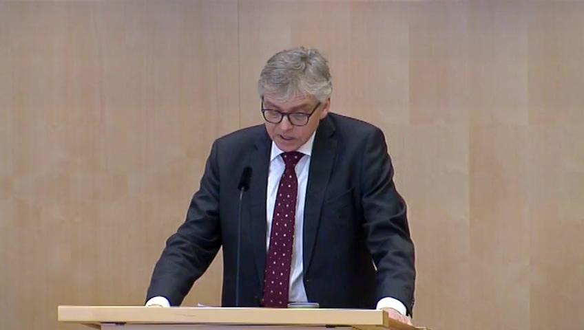 Stillbild från Debatt om förslag, Skatteförfarande