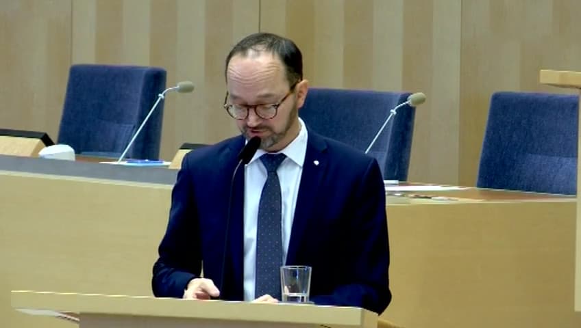 Stillbild från Interpellationsdebatt, Offentlig-privat samverkan och medverkan i Epec