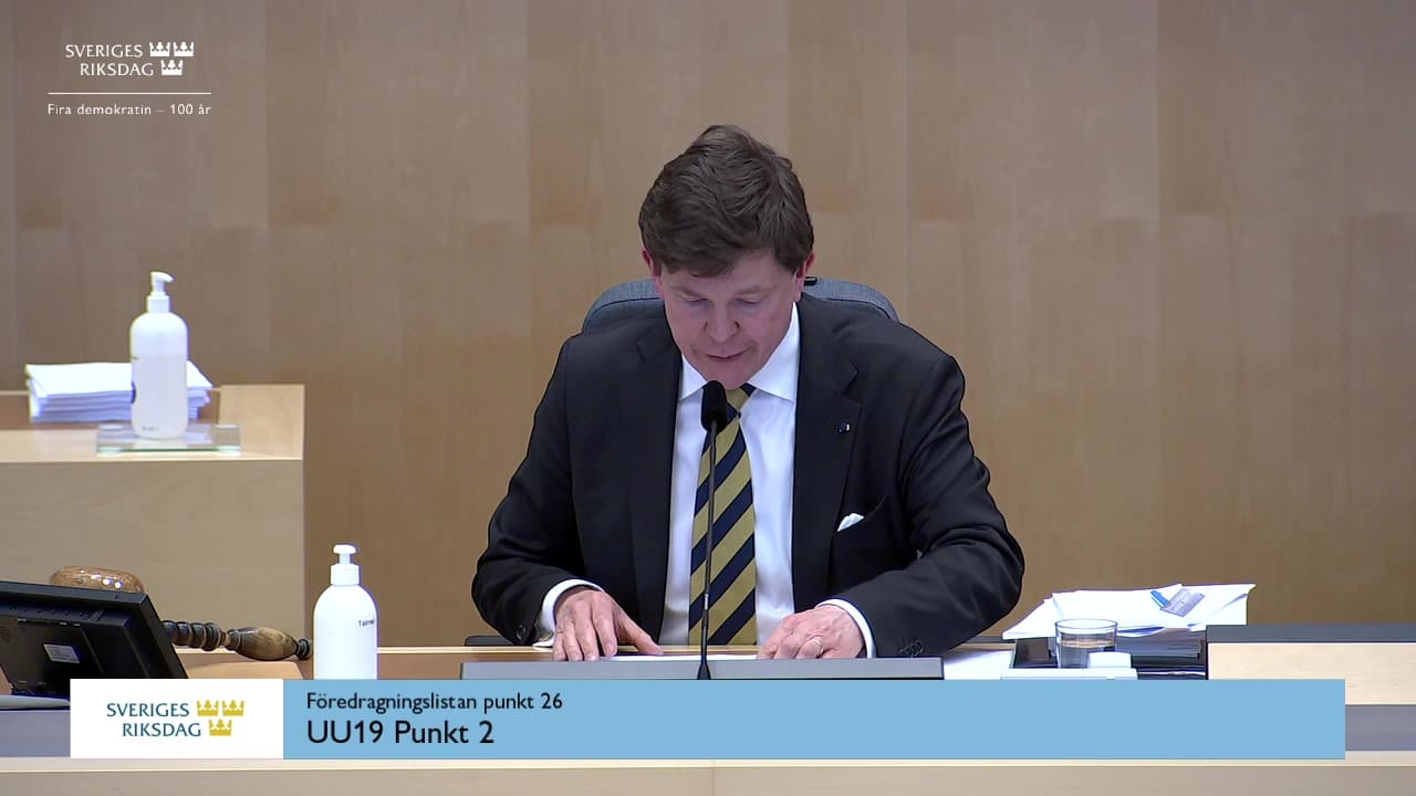Stillbild från Beslut, Beslut