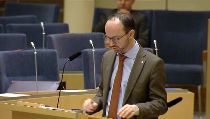 Stillbild från Interpellationsdebatt, Kvarkenfärjan