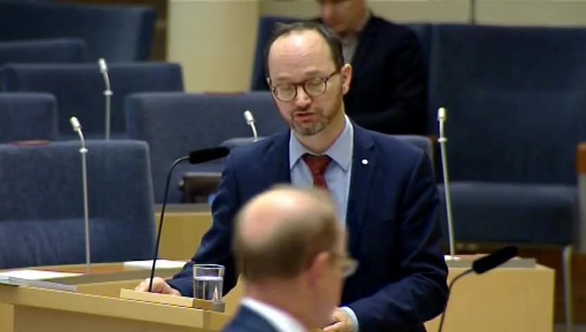 Stillbild från Interpellationsdebatt, Kriminell användning av samordningsnummer