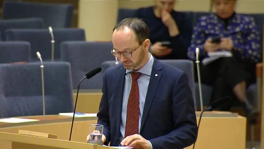 Stillbild från Interpellationsdebatt, Fordonsmålvakter
