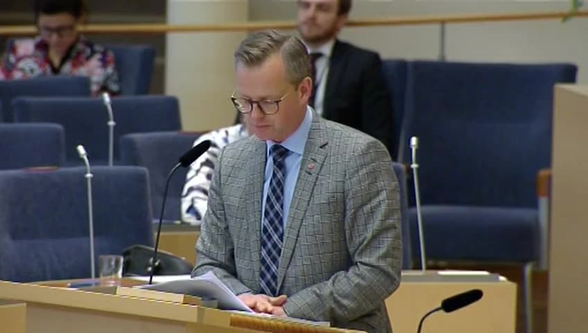 Stillbild från Interpellationsdebatt, Samhalls utveckling