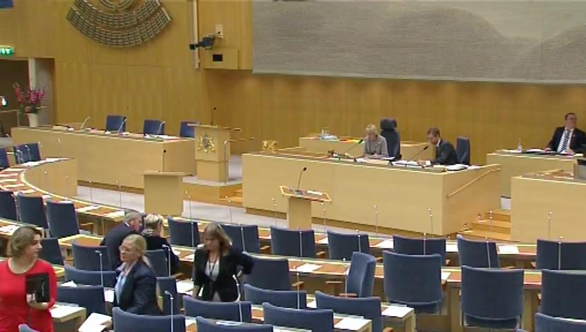 Stillbild från Debatt om förslag, Elberedskapsavgift