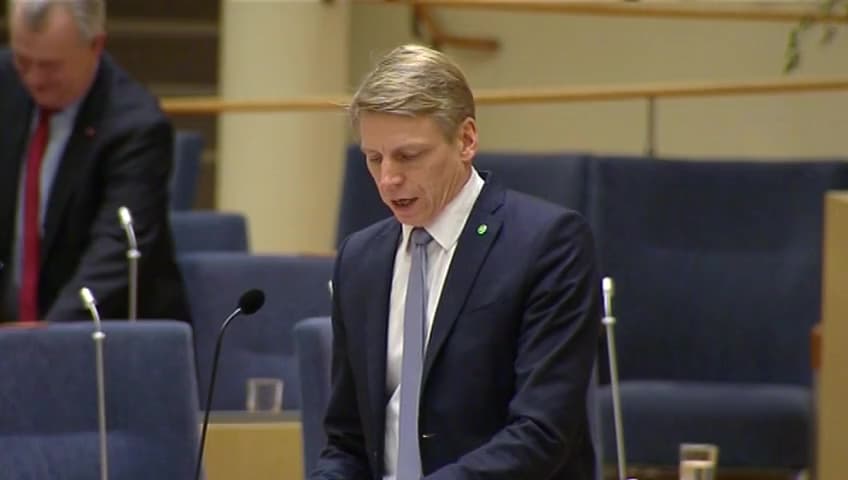 Stillbild från Interpellationsdebatt, Implementeringen av IDD-direktivet