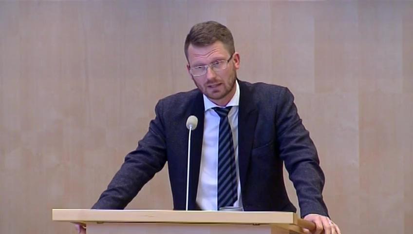 Stillbild från Debatt om förslag, Riksrevisionens rapport om arbetskraftsinvandring