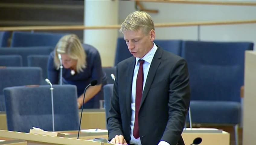 Stillbild från Interpellationsdebatt, Betalningsmedel