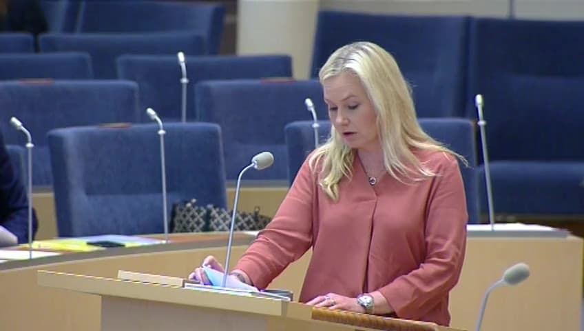 Stillbild från Interpellationsdebatt, Fyrspår till Uppsala