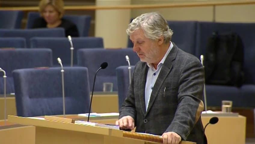 Stillbild från Interpellationsdebatt, Nationellt centrum för hållbart byggande