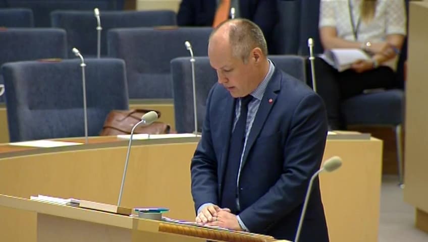 Stillbild från Interpellationsdebatt, Surrogatmoderskap i Sverige