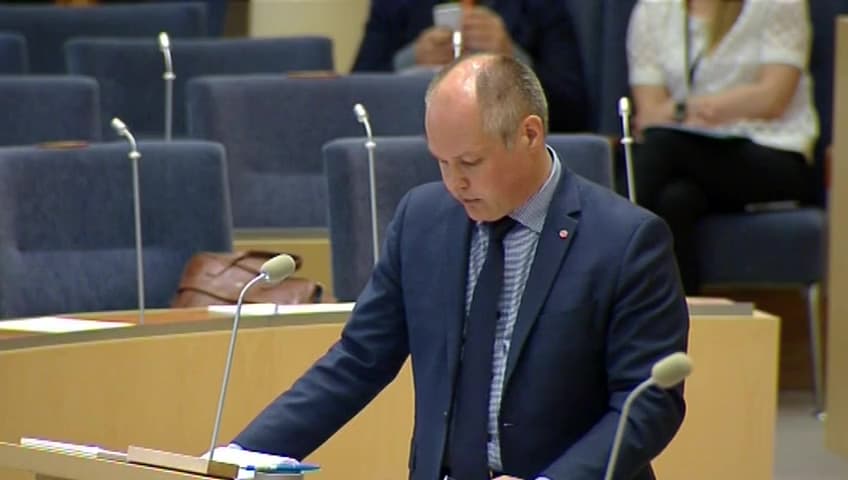 Stillbild från Interpellationsdebatt, Våld och hot mot blåljuspersonal