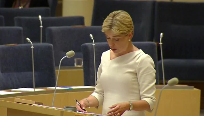 Stillbild från Interpellationsdebatt, Ridning som friskvård