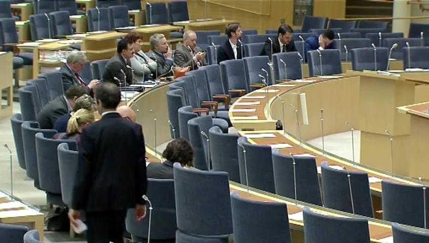 Stillbild från Debatt om förslag, Riksrevisionens rapport om att hantera ett komplicerat skattesystem