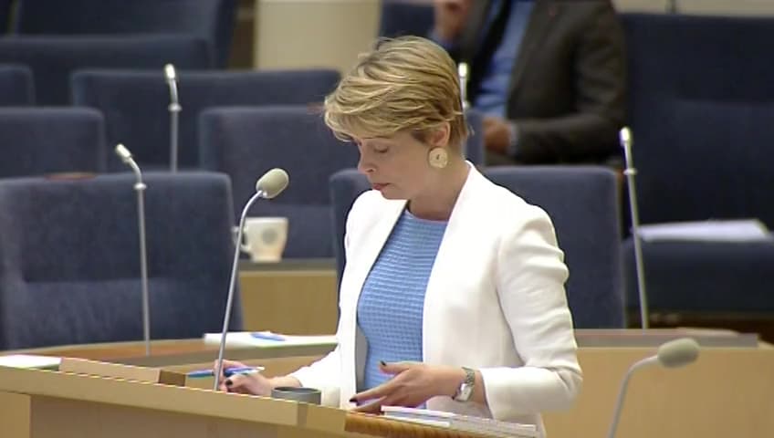 Stillbild från Interpellationsdebatt, Långa sjukskrivningar