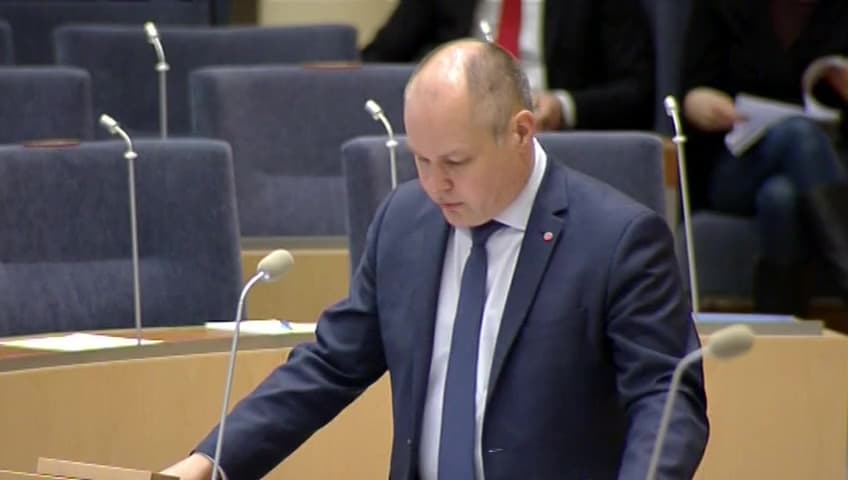 Stillbild från Interpellationsdebatt, Sverige och USA:s drönarkrig