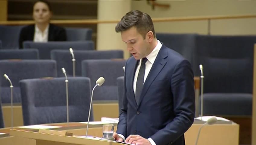 Stillbild från Interpellationsdebatt, Gårdsförsäljning av alkohol