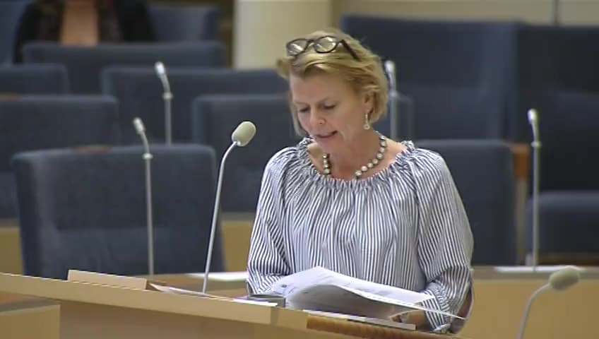 Stillbild från Interpellationsdebatt, Stödboende för ungdomar