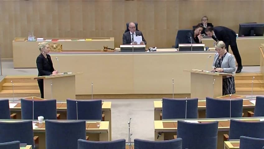 Stillbild från Interpellationsdebatt, Bärgningshastigheter