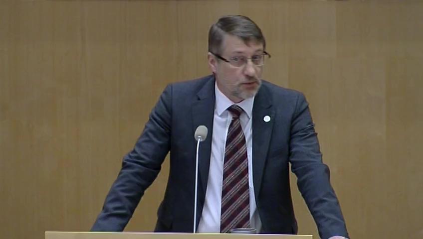 Stillbild från Debatt om förslag, Maskeringsförbud vid idrottsarrangemang