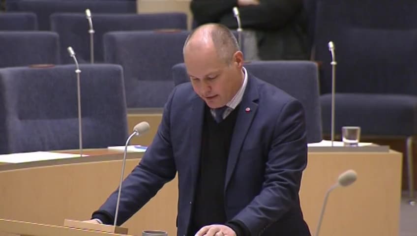 Stillbild från Interpellationsdebatt, Drönares klassning som övervakningskameror
